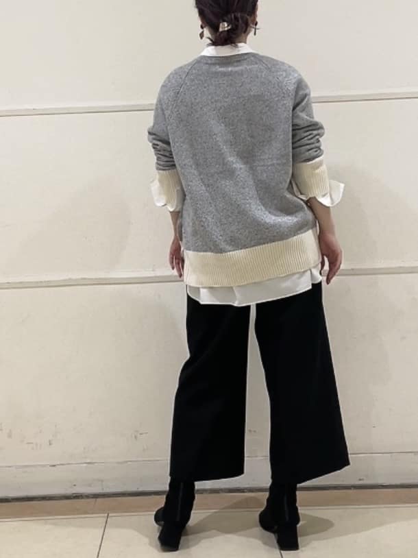 watanabeさんの「UNTITLED｜【重ね着もおすすめ/洗える】ウールカシミヤ クルーネックニット」を使ったコーディネート