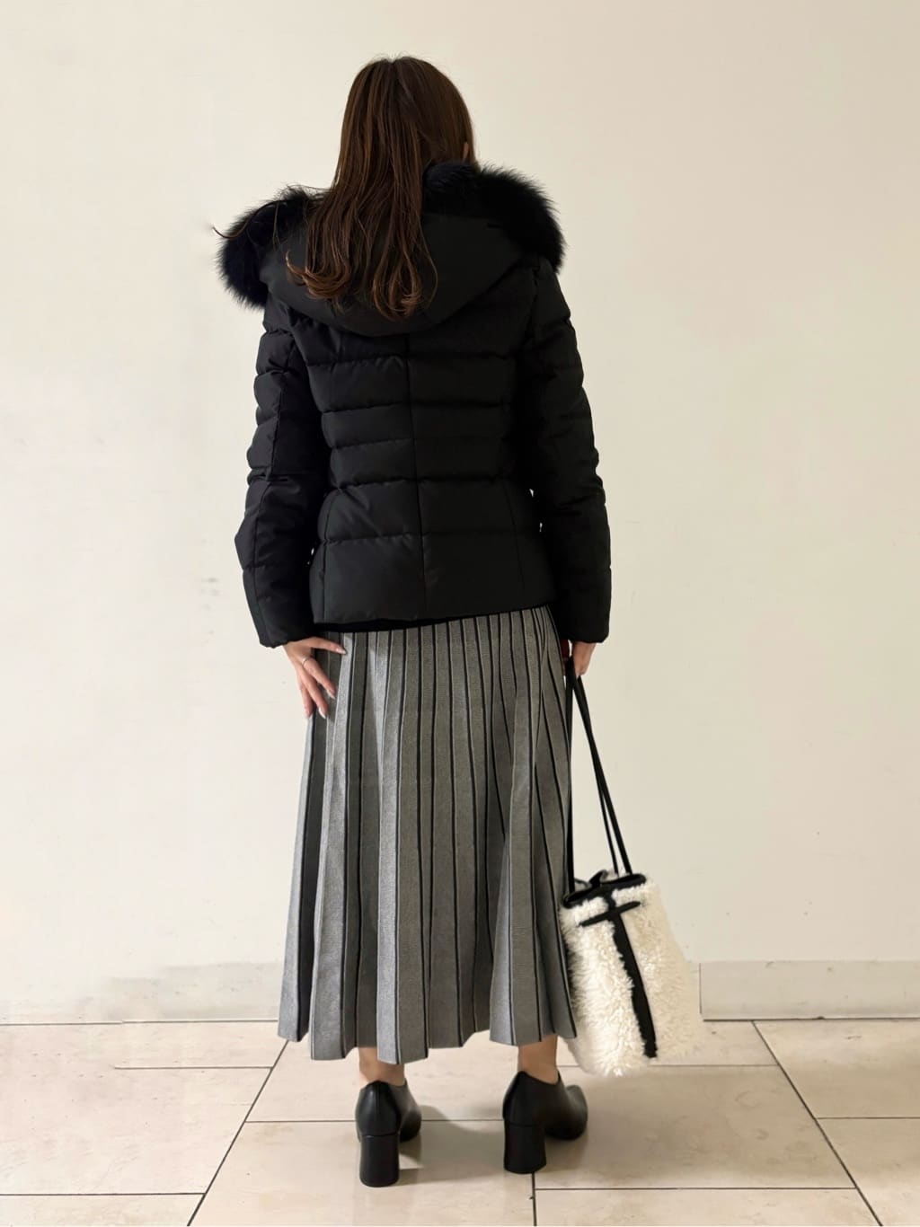 kahoさんの「INDIVI｜【洗える／毛玉になりにくい】エクストラファインウール ハイネックニット」を使ったコーディネート