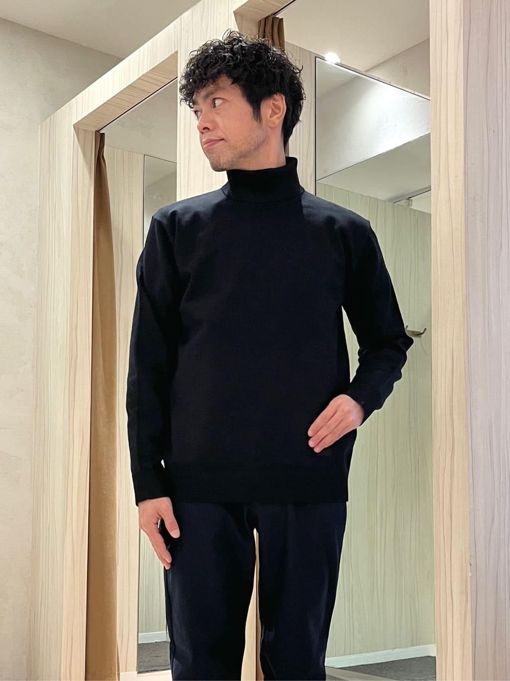 URAさんの「TAKEO KIKUCHI｜カシミヤブレンド ビーバー調ステンカラーコート」を使ったコーディネート