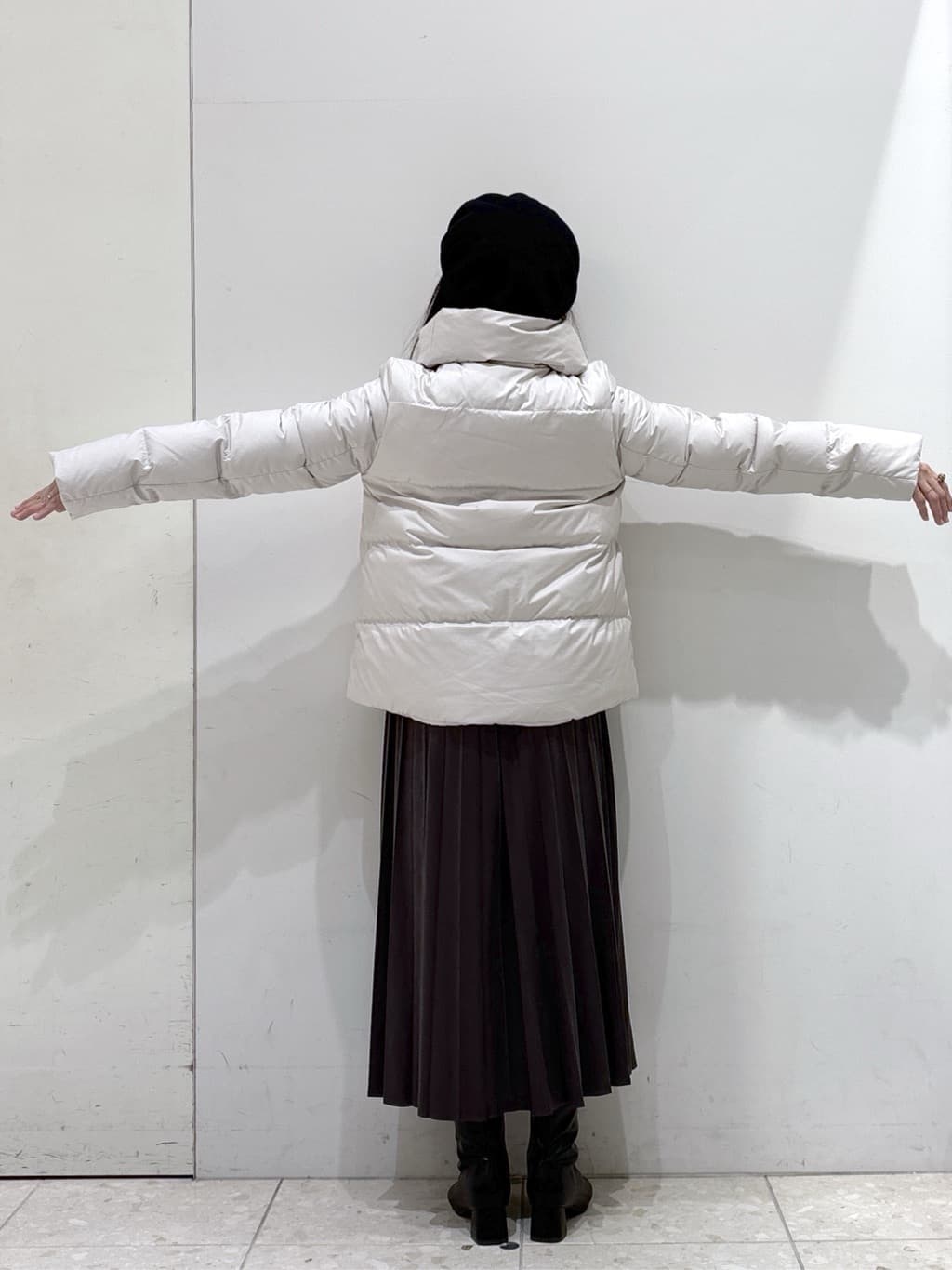 mameさんの「OPAQUE.CLIP｜撥水ショートダウン【防風／抗菌防臭／洗濯機洗い可】《SS～LL》」を使ったコーディネート