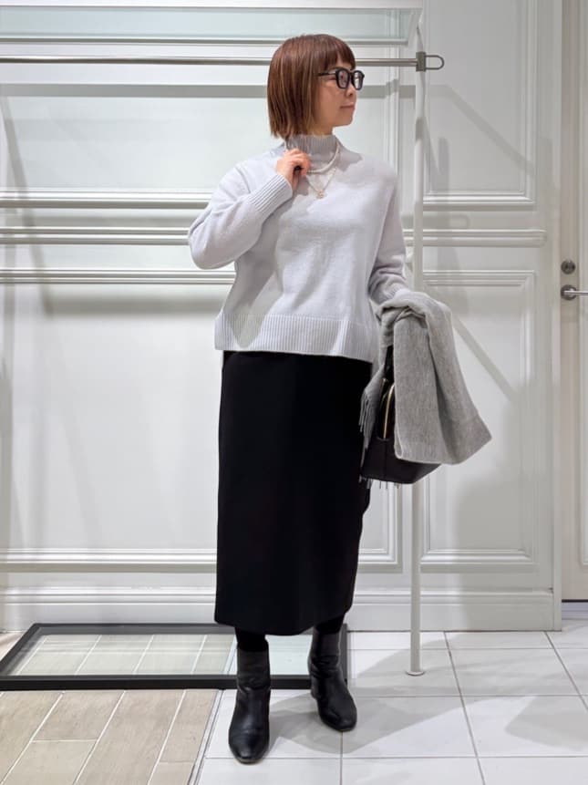 AKKOさんの「UNTITLED｜【8色展開/洗える】ウールカシミヤ ハイネックニット」を使ったコーディネート