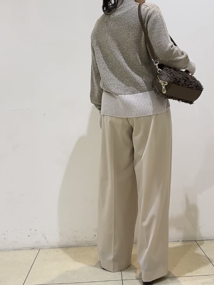 watanabeさんの「UNTITLED｜【洗える/ウエスト後ろゴム】ウール混　タックワイドパンツ」を使ったコーディネート