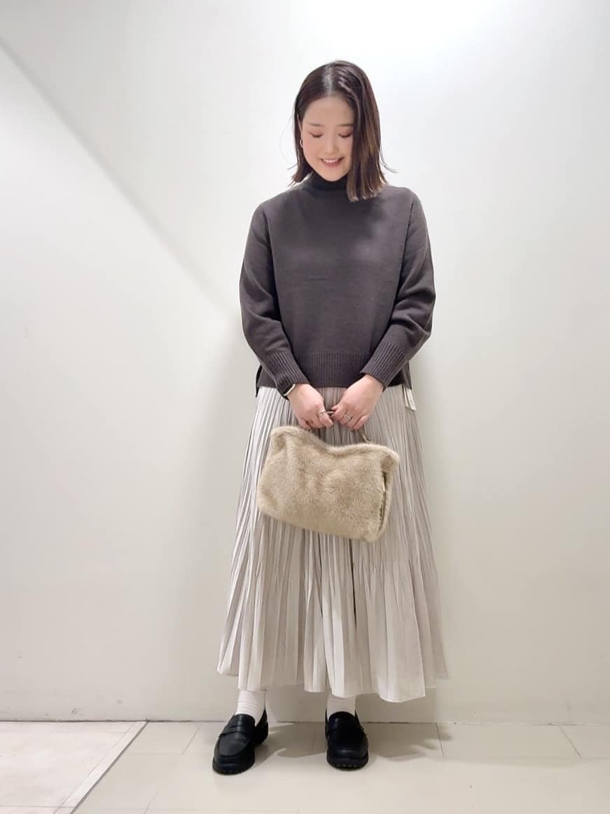YUIさんの「UNTITLED｜【8色展開/洗える】ウールカシミヤ ハイネックニット」を使ったコーディネート