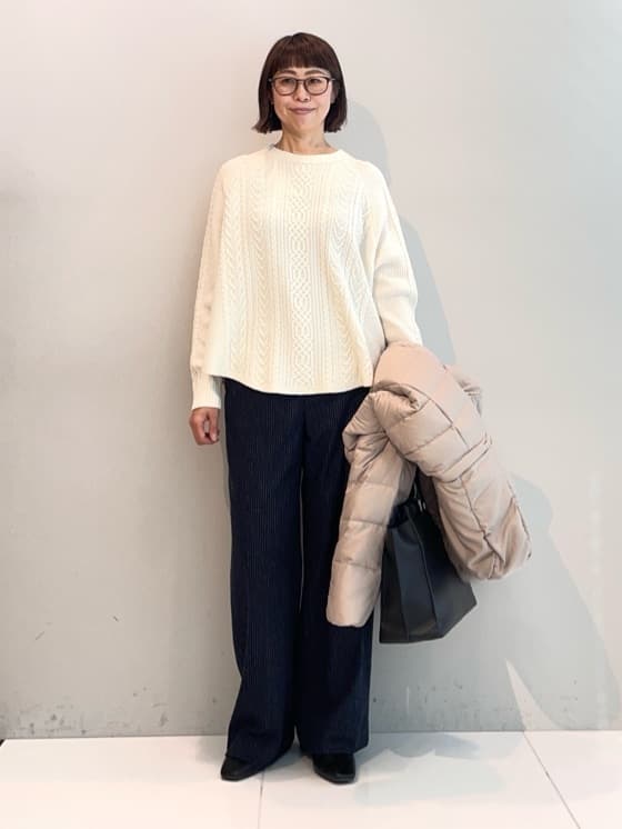 murayamaさんの「INDIVI｜【名品／撥水／抗菌防臭】ショート丈リサイクルダウンコート」を使ったコーディネート