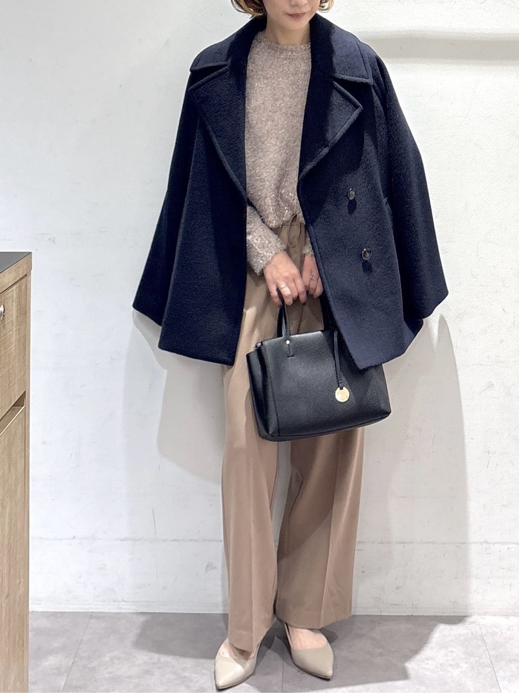 たけねぇさんの「OPAQUE.CLIP｜カシミヤブレンドウールミドルピーコート」を使ったコーディネート