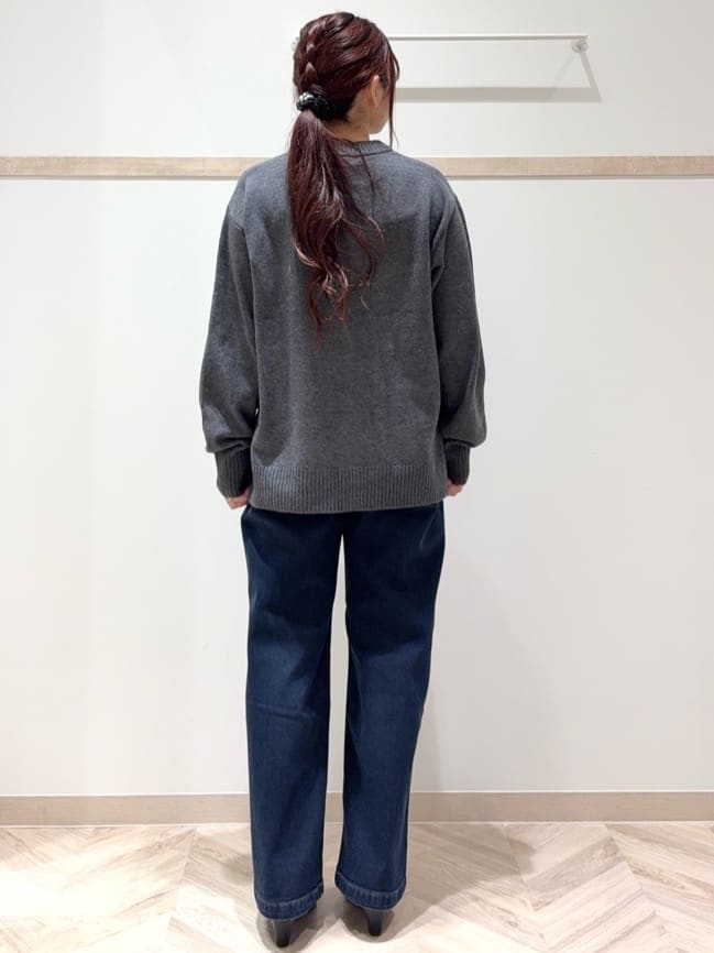 nanaさんの「SHOO･LA･RUE｜【S-LL/洗濯機可】ふわふわがやみつきになる柔らかさ スウェットライクロゴニット」を使ったコーディネート