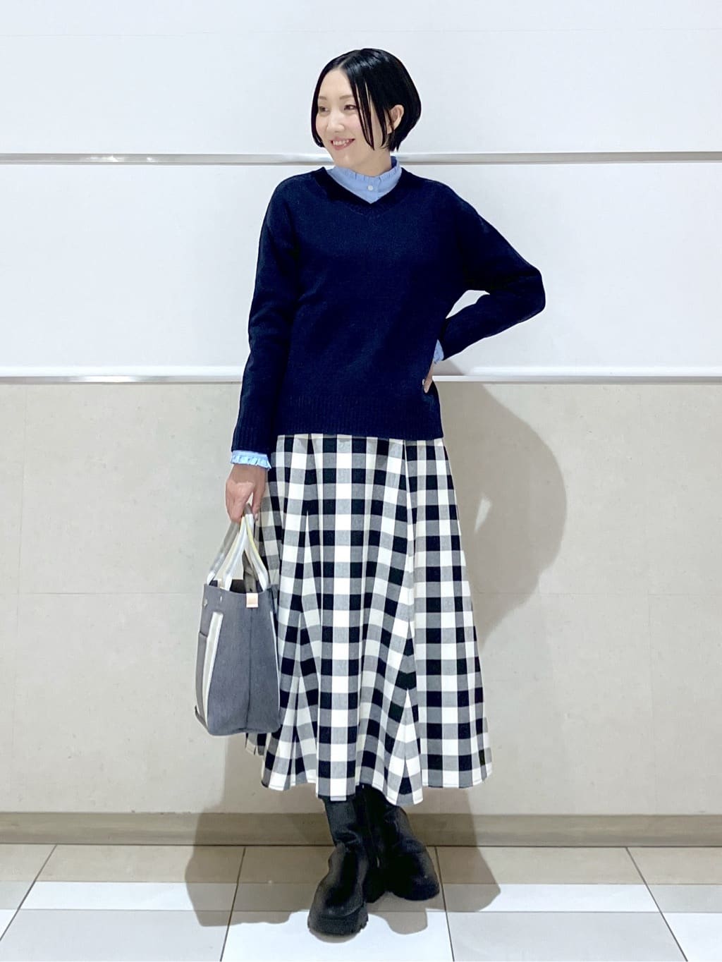 eriko さんの「Dessin｜ウールカシミヤVネック」を使ったコーディネート