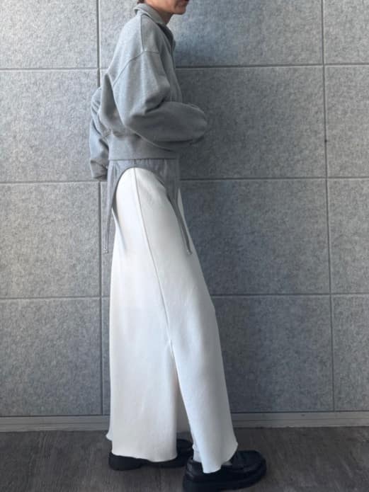 designer yukaさんの「CODE A｜easy flip tee」を使ったコーディネート