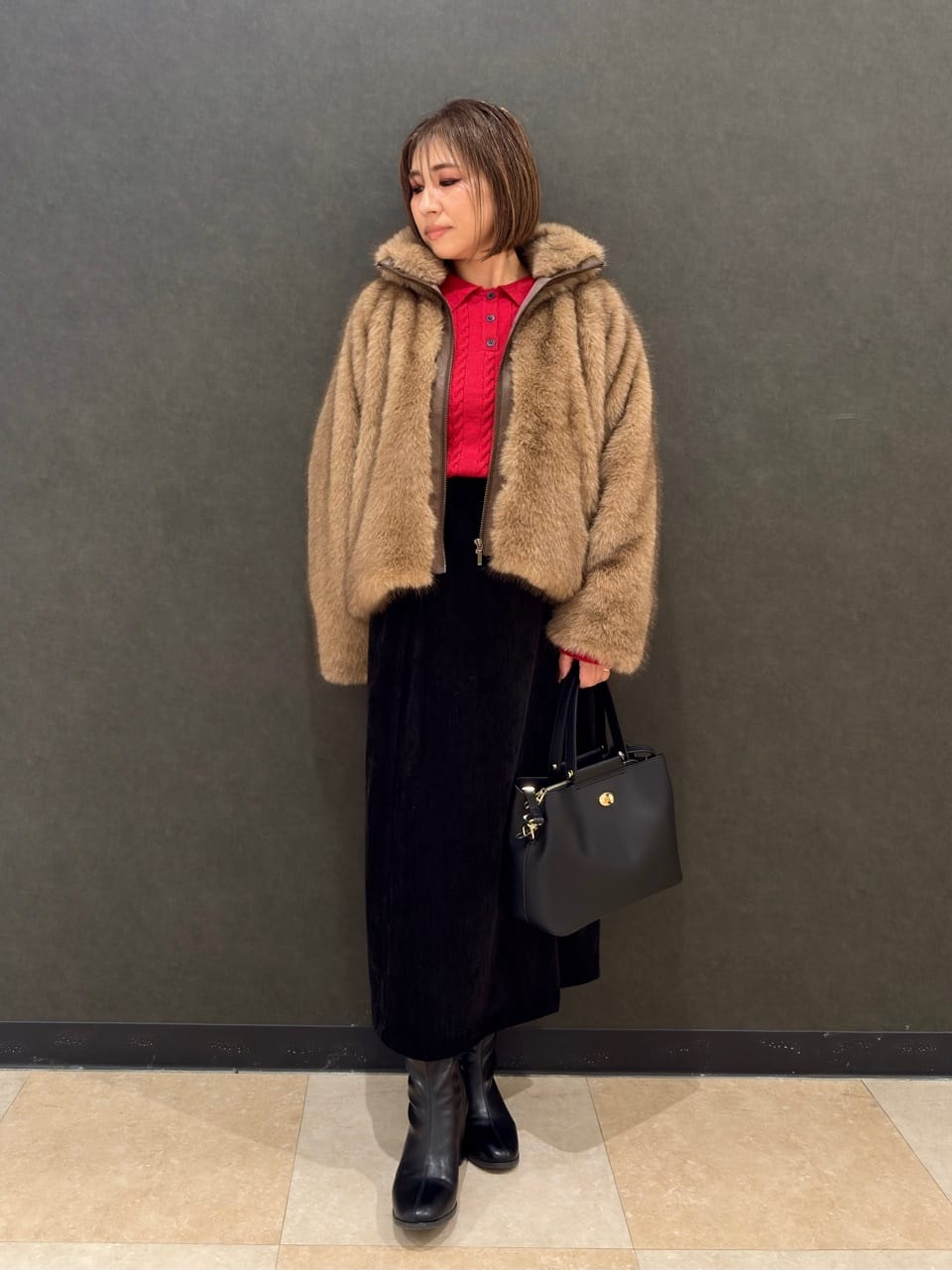 Megさんの「SHOO･LA･RUE｜フェイクファーブルゾン」を使ったコーディネート