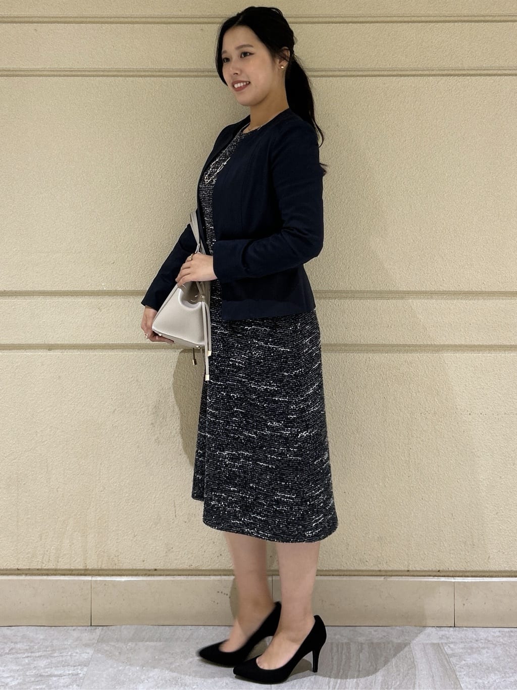 Momokaさんの「COUP DE CHANCE｜【手洗い可／日本製】スェード調ノーカラージャケット」を使ったコーディネート
