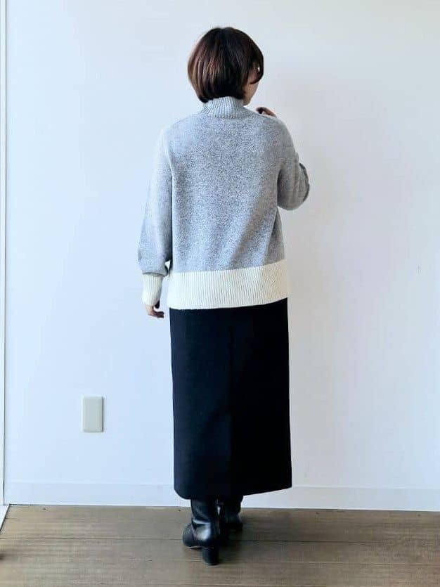 やじまさんの「UNTITLED｜【セットアップ可/洗える/ウエストゴム】ダンボールジャージスカート」を使ったコーディネート