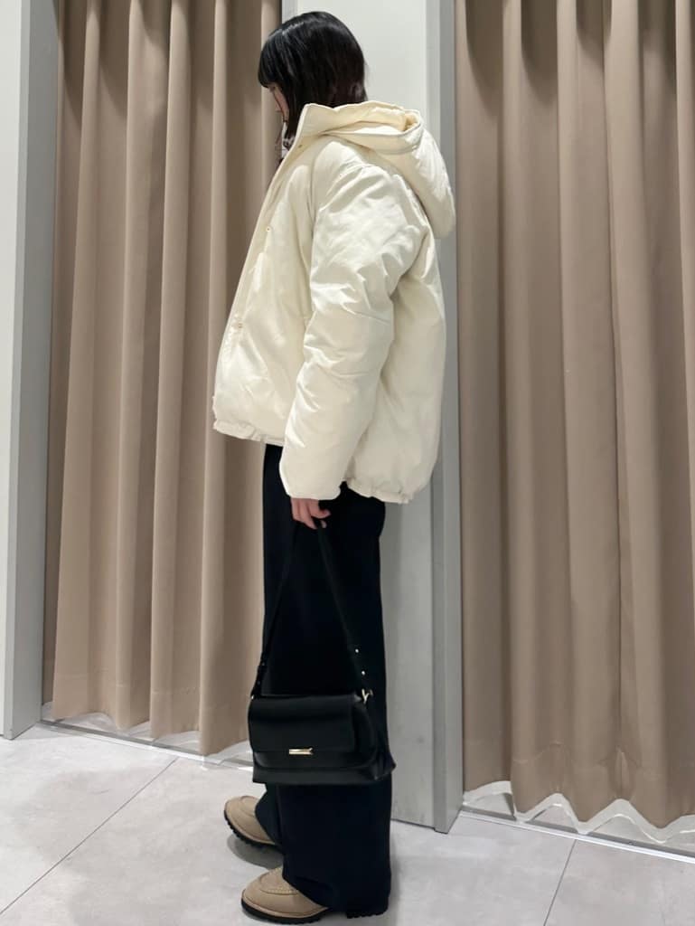 cottonさんの「THE SHOP TK｜【ぎゅっとされているような暖かさ】撥水中綿ブルゾン」を使ったコーディネート