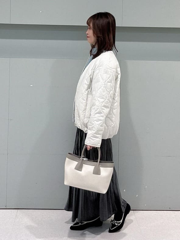 makiさんの「UNTITLED｜【大人な品格/ふわふわニット】フォックスカシミヤ コクーンニット」を使ったコーディネート