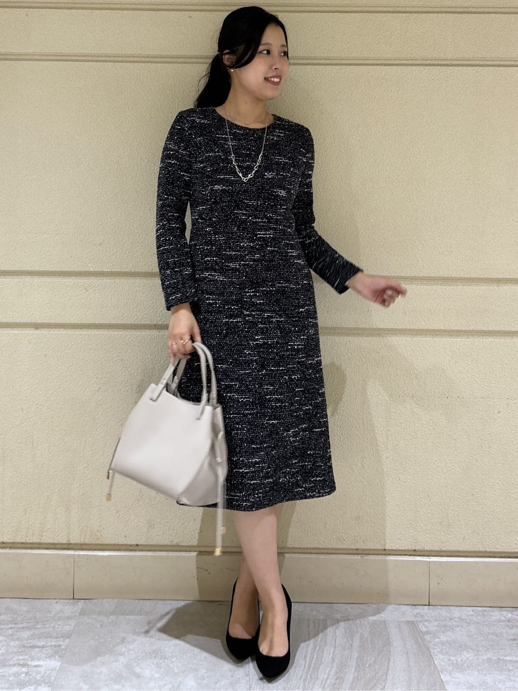 Momokaさんの「COUP DE CHANCE｜【手洗い可／日本製】ツイード風ワンピース」を使ったコーディネート