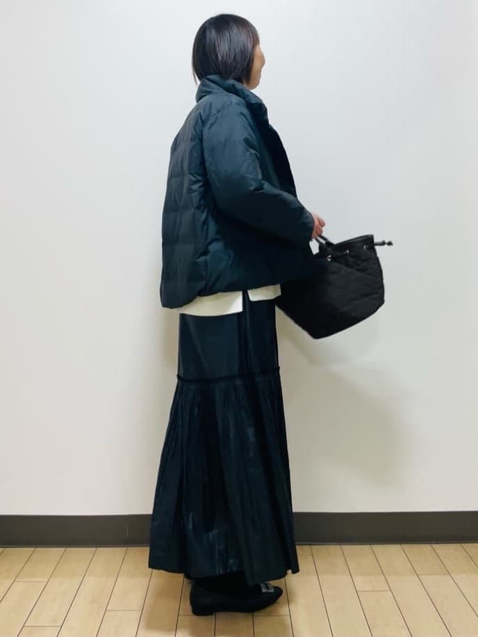 Riiさんの「Reflect｜【すっきりシルエット】ショート丈ダウンコート」を使ったコーディネート