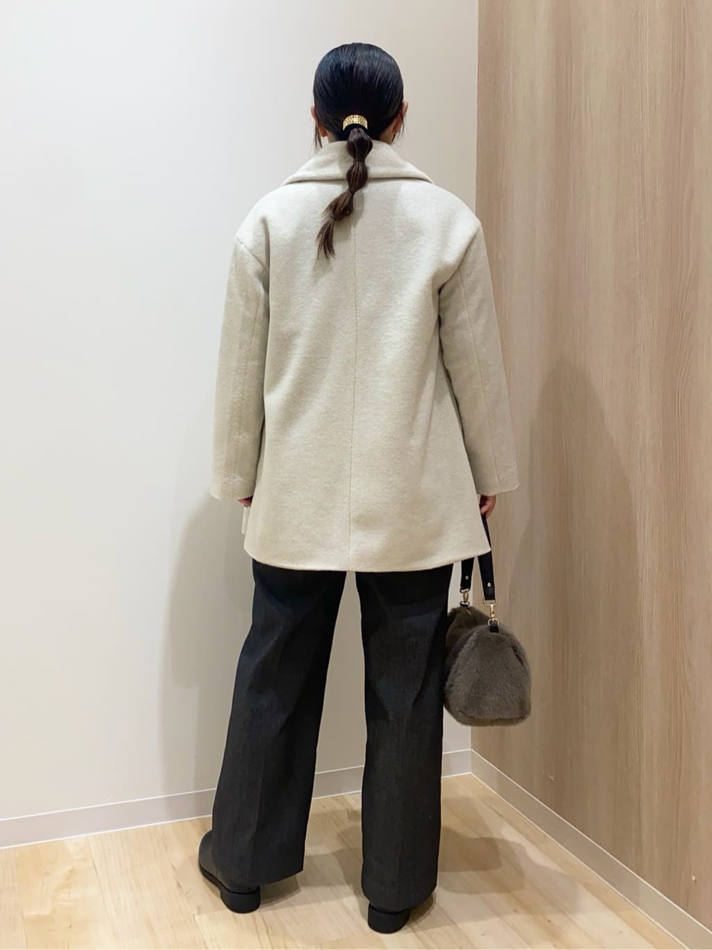 HANAさんの「grove｜ふんわりまとう、オーバーサイズテーラーコート」を使ったコーディネート