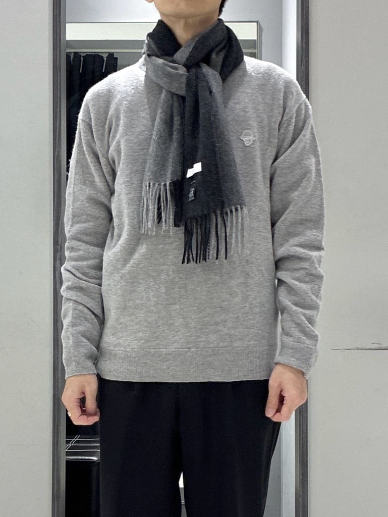 わいずみさんの「TAKEO KIKUCHI｜【Air Palette Knit】ワンポイント カラーニット プルオーバー」を使ったコーディネート