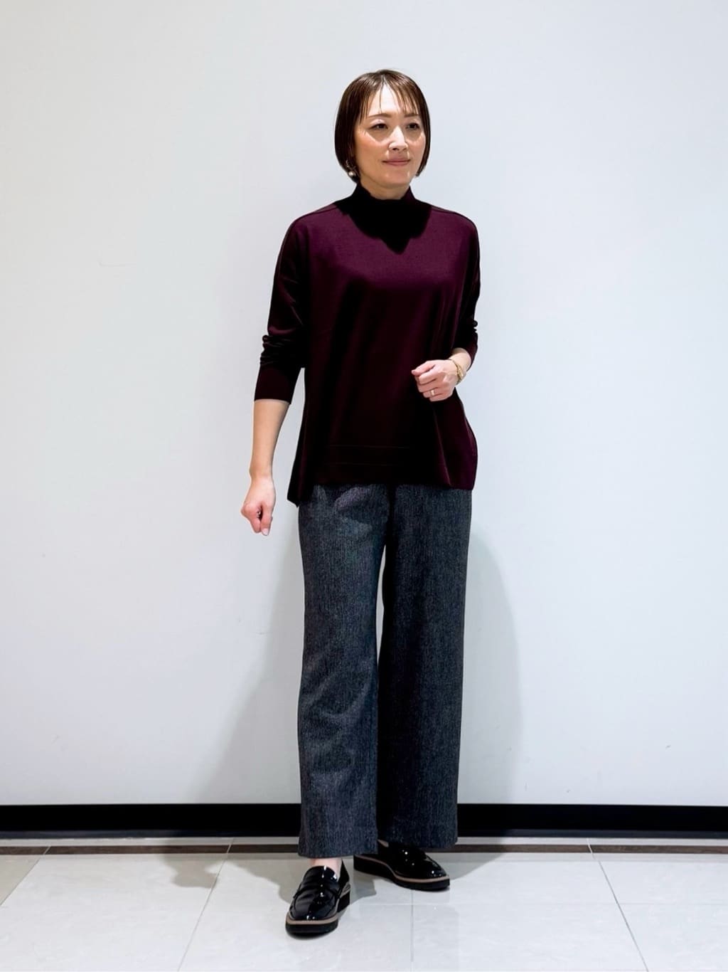 mikaさんの「INDIVI｜【日本製／ミドル丈】スタンドカラーミドルコート」を使ったコーディネート