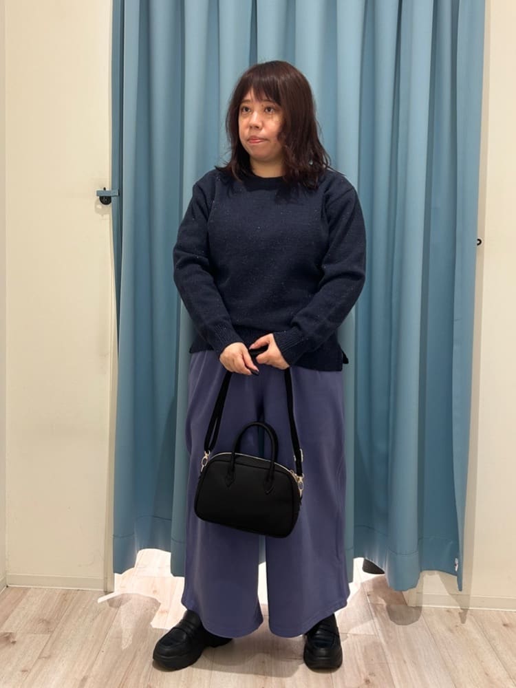 くーさんの「SHOO･LA･RUE｜【S-LL/洗濯機可】さりげないラメが上品　クルーネックニット」を使ったコーディネート