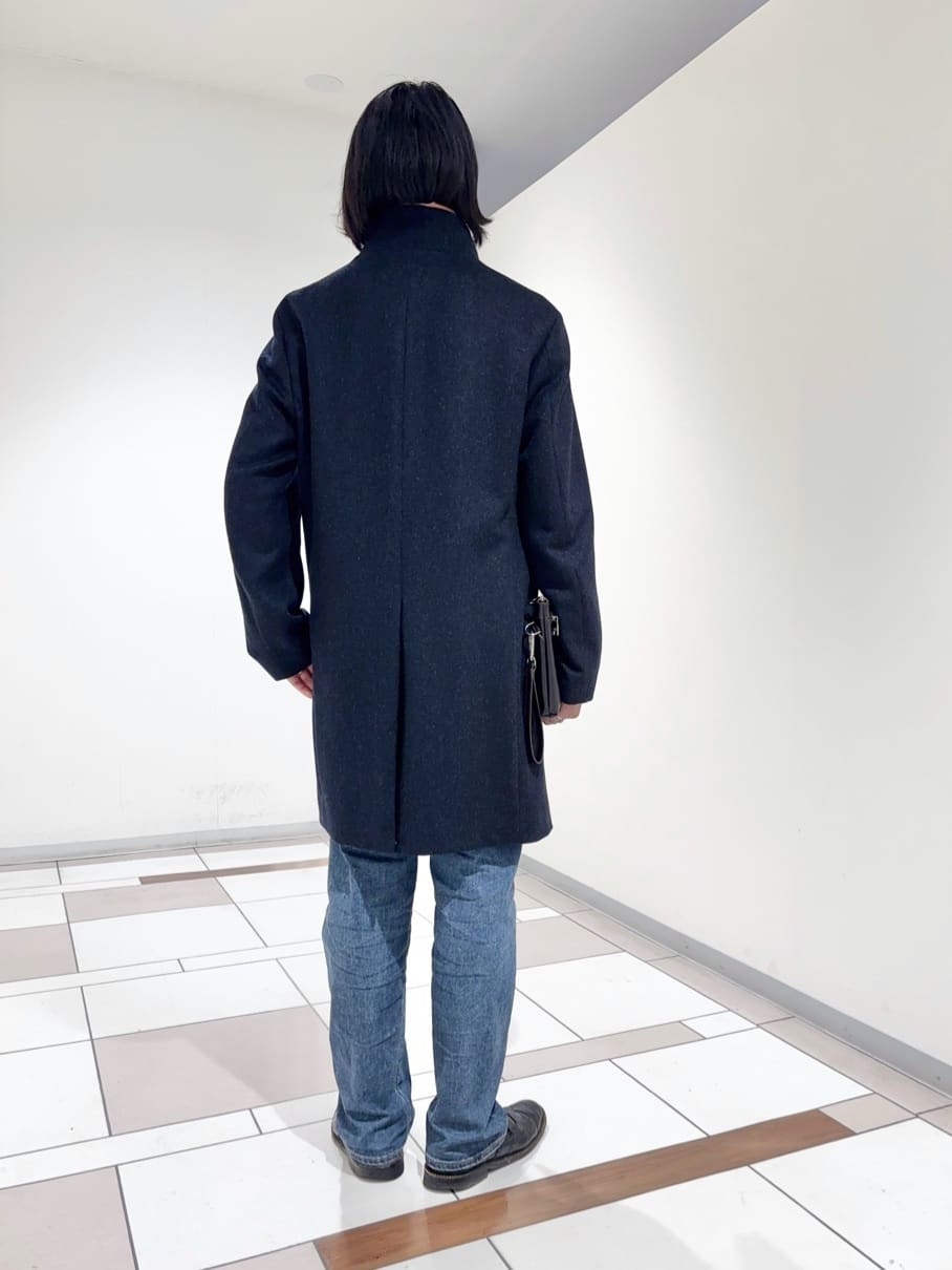 及川さんの「TAKEO KIKUCHI｜【ウールカシミヤブレンド】ビーバー調 スタンドカラー コート」を使ったコーディネート