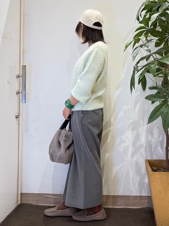 misakiさんの「SHOO･LA･RUE｜【着丈選べる/きっと虜になる】あったかもちもち ワイドパンツ」を使ったコーディネート