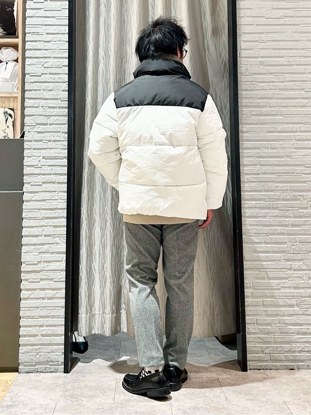 KENJI Iさんの「THE SHOP TK｜【撥水/洗濯機可】寒い季節でも快適 中綿スタンドブルゾン」を使ったコーディネート