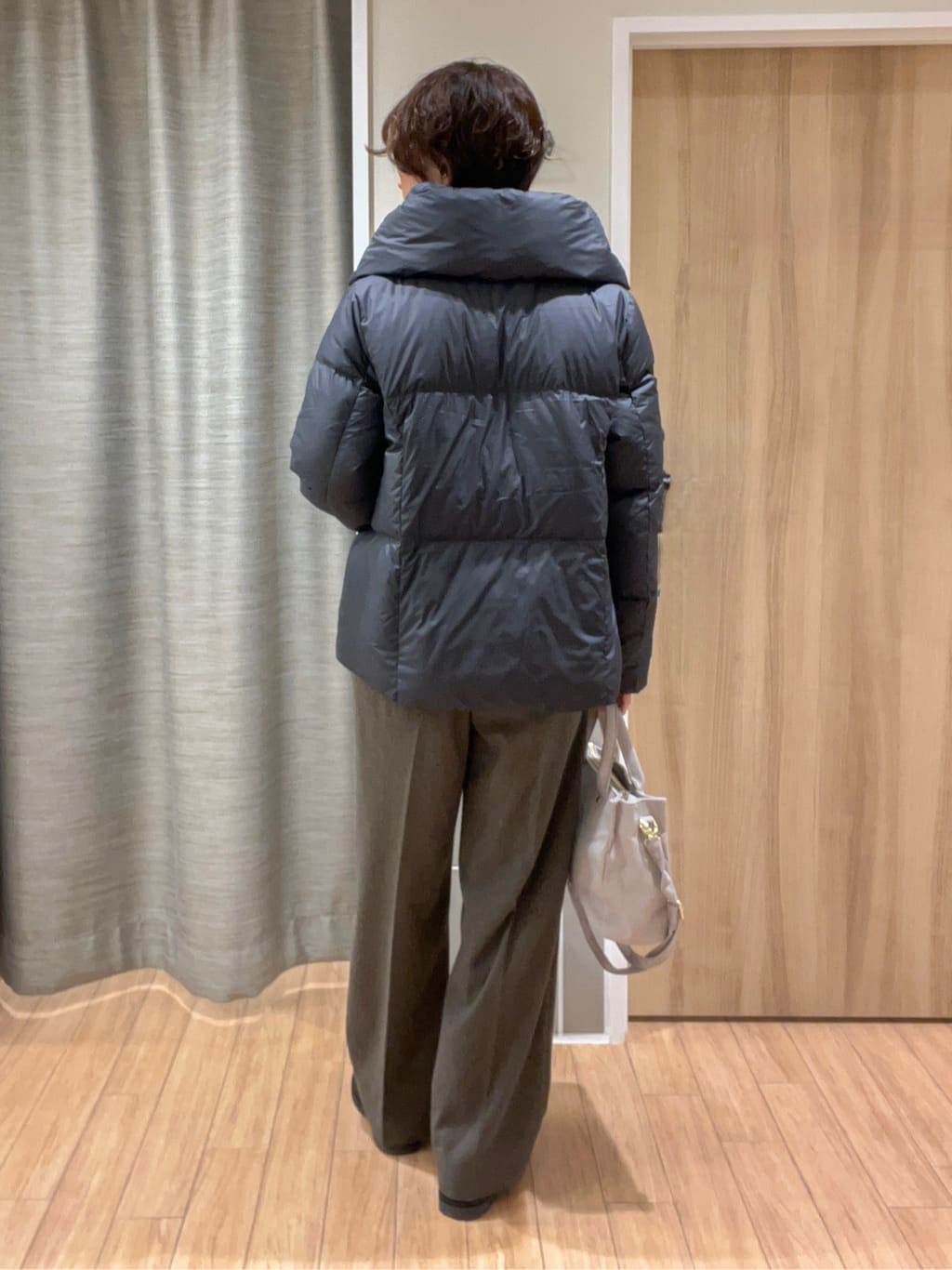 ヨッコさんの「grove｜【名品アウター／800FP・多機能】つつまれダウンショート」を使ったコーディネート