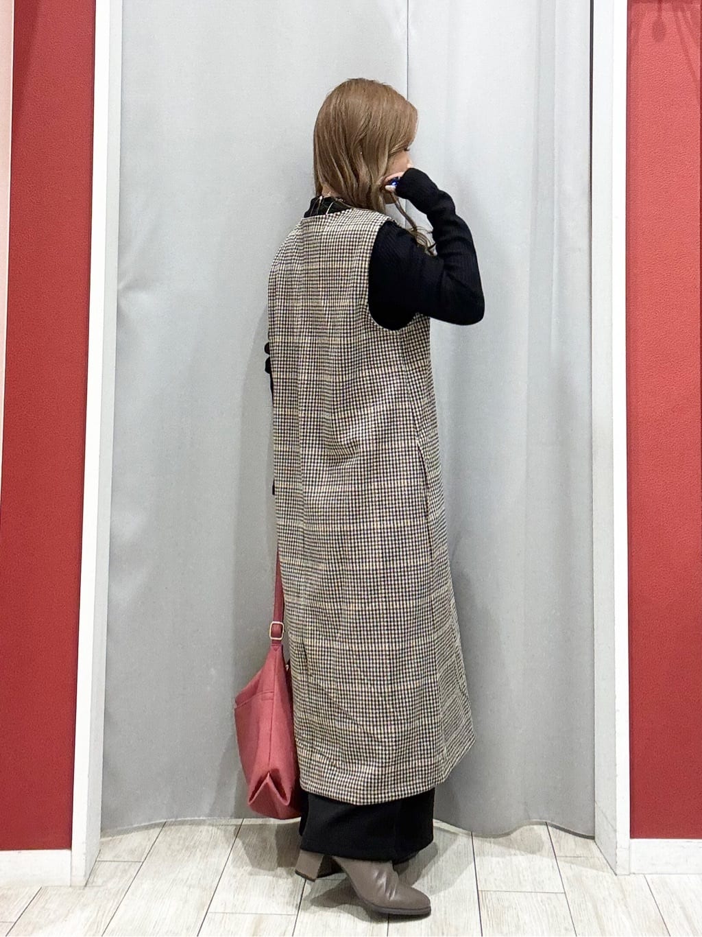 shioさんの「SHOO･LA･RUE｜【撥水/洗える】ショートフーディーダウン」を使ったコーディネート