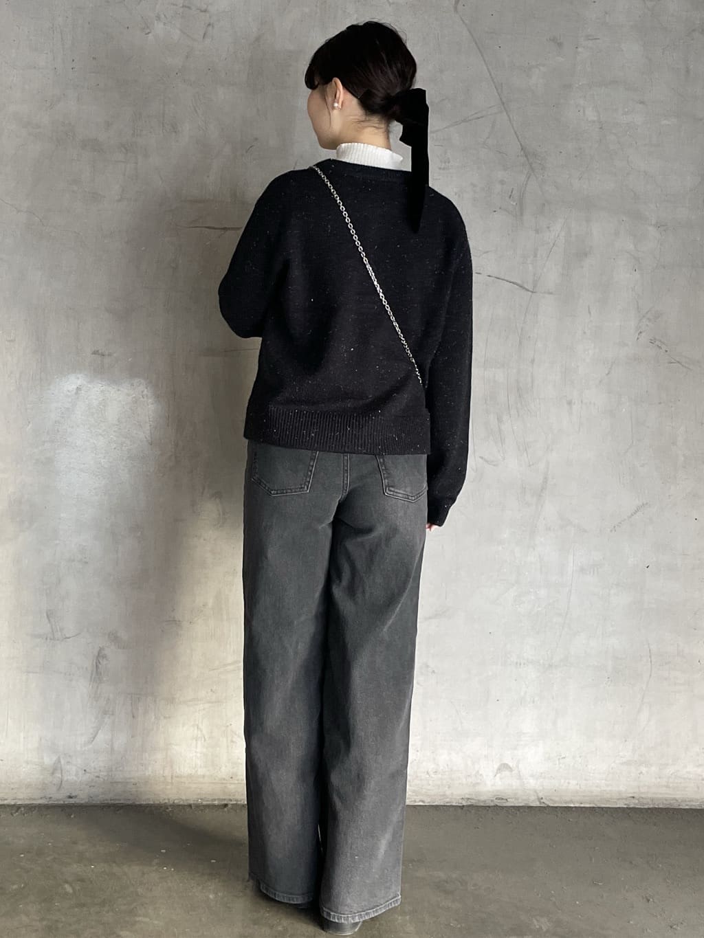 tomokoさんの「OPAQUE.CLIP｜金ボタンラメニットカーディガン【洗濯機OK】」を使ったコーディネート