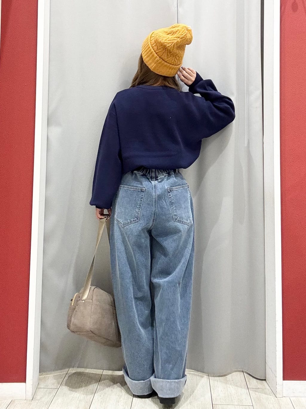 shioさんの「SHOO･LA･RUE｜【撥水/あったか】たっぷり着られる 中綿モンスターショートコート」を使ったコーディネート