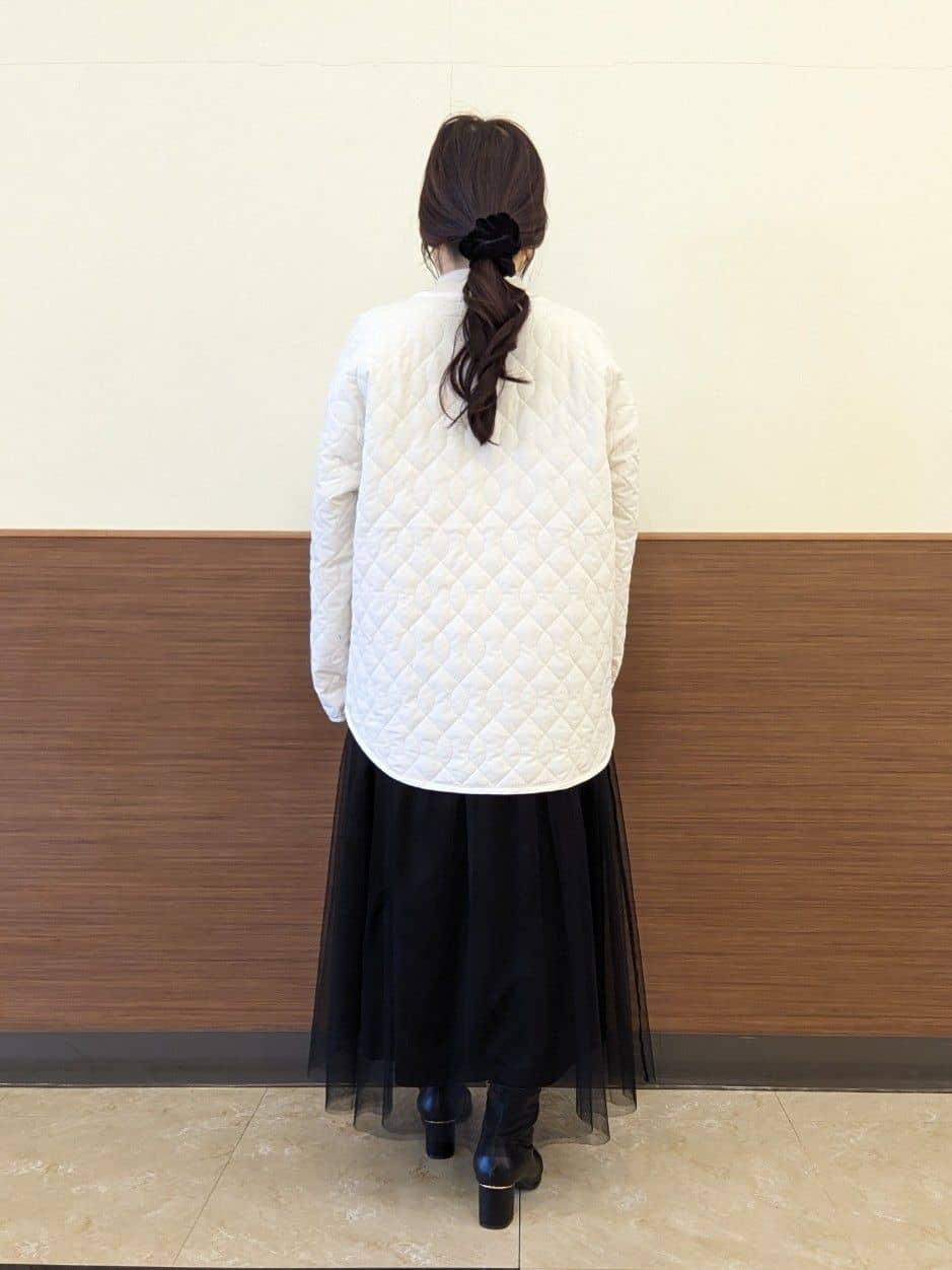 syu*さんの「SHOO･LA･RUE｜【洗濯機可】セレモニーからデイリーまで ふんわり軽やか チュールギャザースカート」を使ったコーディネート