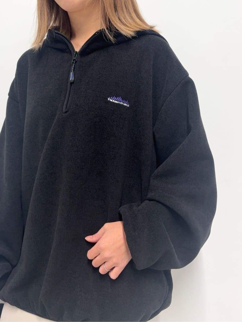 Nishijimaさんの「DRESSTERIOR｜◆THOUSAND MILE（サウザンドマイル）KNIT FLEECE HALF ZIP PARKA」を使ったコーディネート