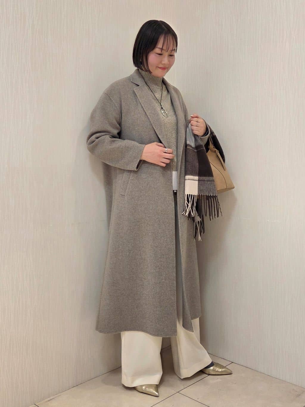 naokoさんの「UNTITLED｜【ロング丈/軽やか】テーラード　リバーコート」を使ったコーディネート