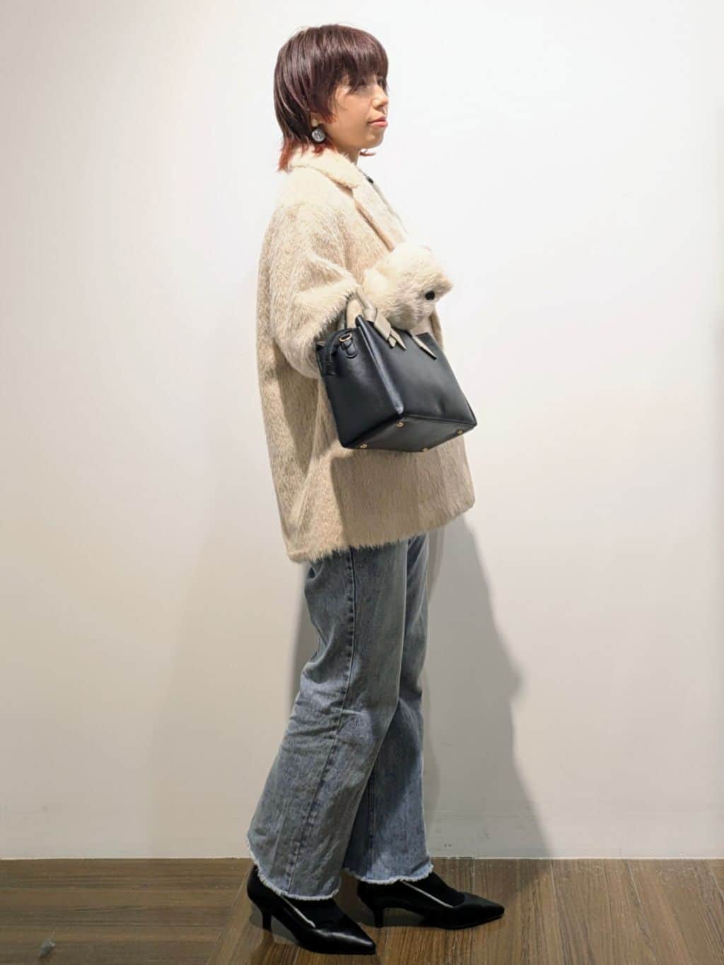 4410さんの「THE SHOP TK｜纏うだけで大人上品 シャギーチェスターハーフコート」を使ったコーディネート