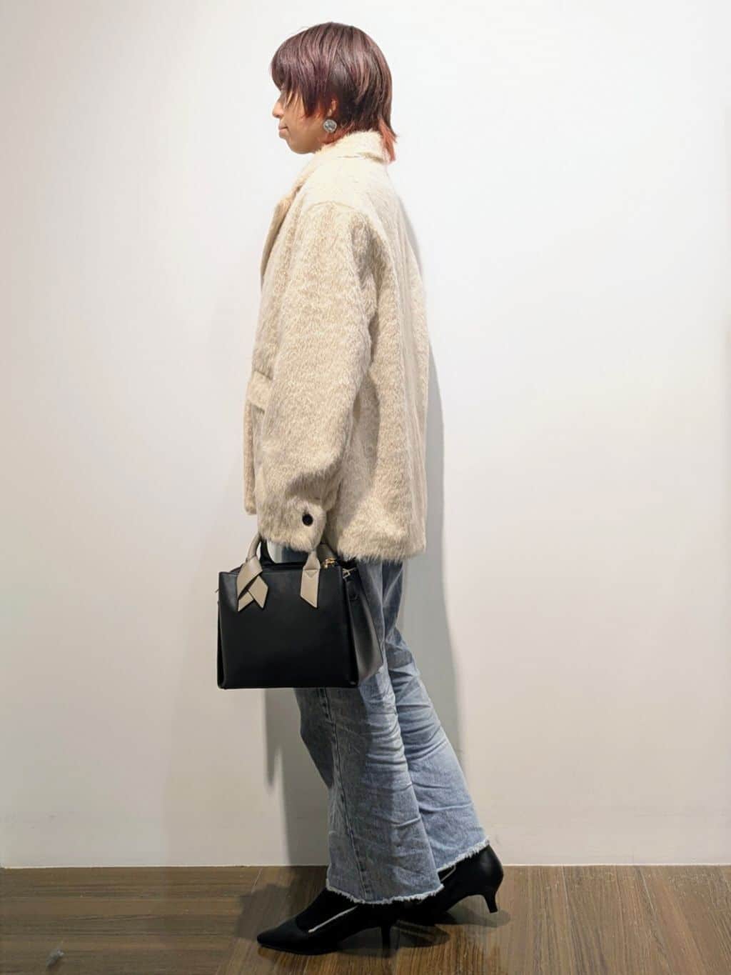 4410さんの「THE SHOP TK｜纏うだけで大人上品 シャギーチェスターハーフコート」を使ったコーディネート