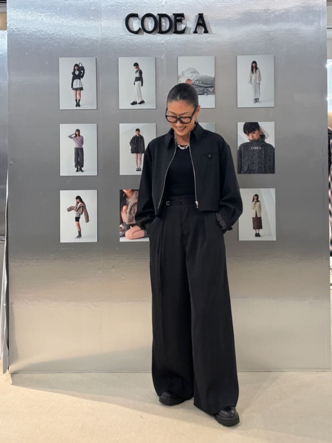ibuさんの「CODE A｜urban tailor wide trousers」を使ったコーディネート