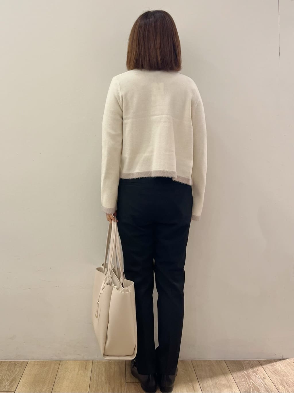 kcさんの「OPAQUE.CLIP｜ウォームストレッチテーパードパンツ【洗濯機OK／防シワ／吸湿発熱】《XS～3L》」を使ったコーディネート