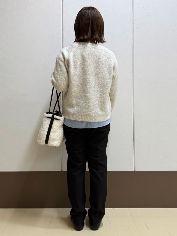 Rikoさんの「INDIVI｜【コットン】シャツ切り替えカットソー」を使ったコーディネート