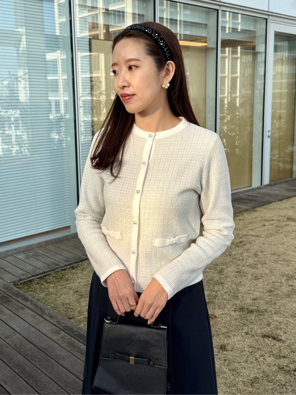 teiさんの「Couture brooch｜リボンデザイン2WAYバッグ」を使ったコーディネート