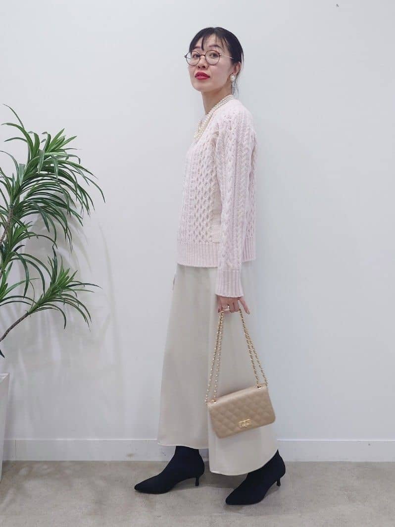MUTSUKOさんの「UNTITLED｜【洗える】スポンディッシュ ケーブル柄ニット」を使ったコーディネート