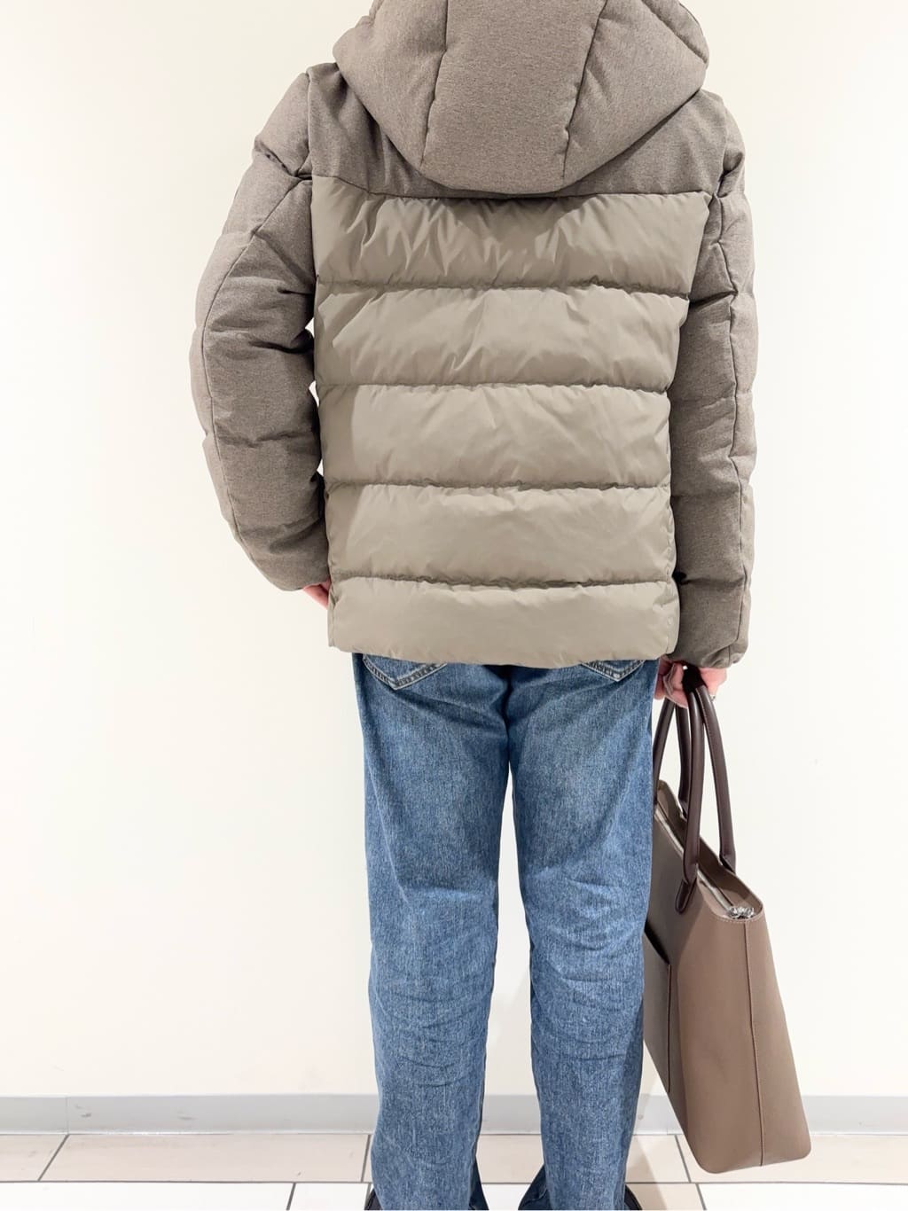 及川さんの「TAKEO KIKUCHI｜カラーコンビ ダウンブルゾン」を使ったコーディネート