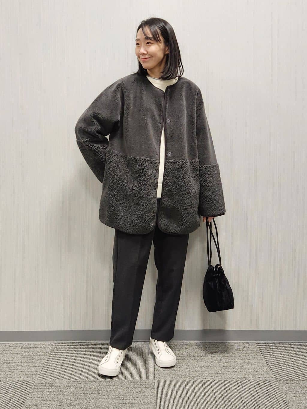 naraさんの「Dessin｜【洗える】ペイント風刺繍入り配色ラインニット」を使ったコーディネート