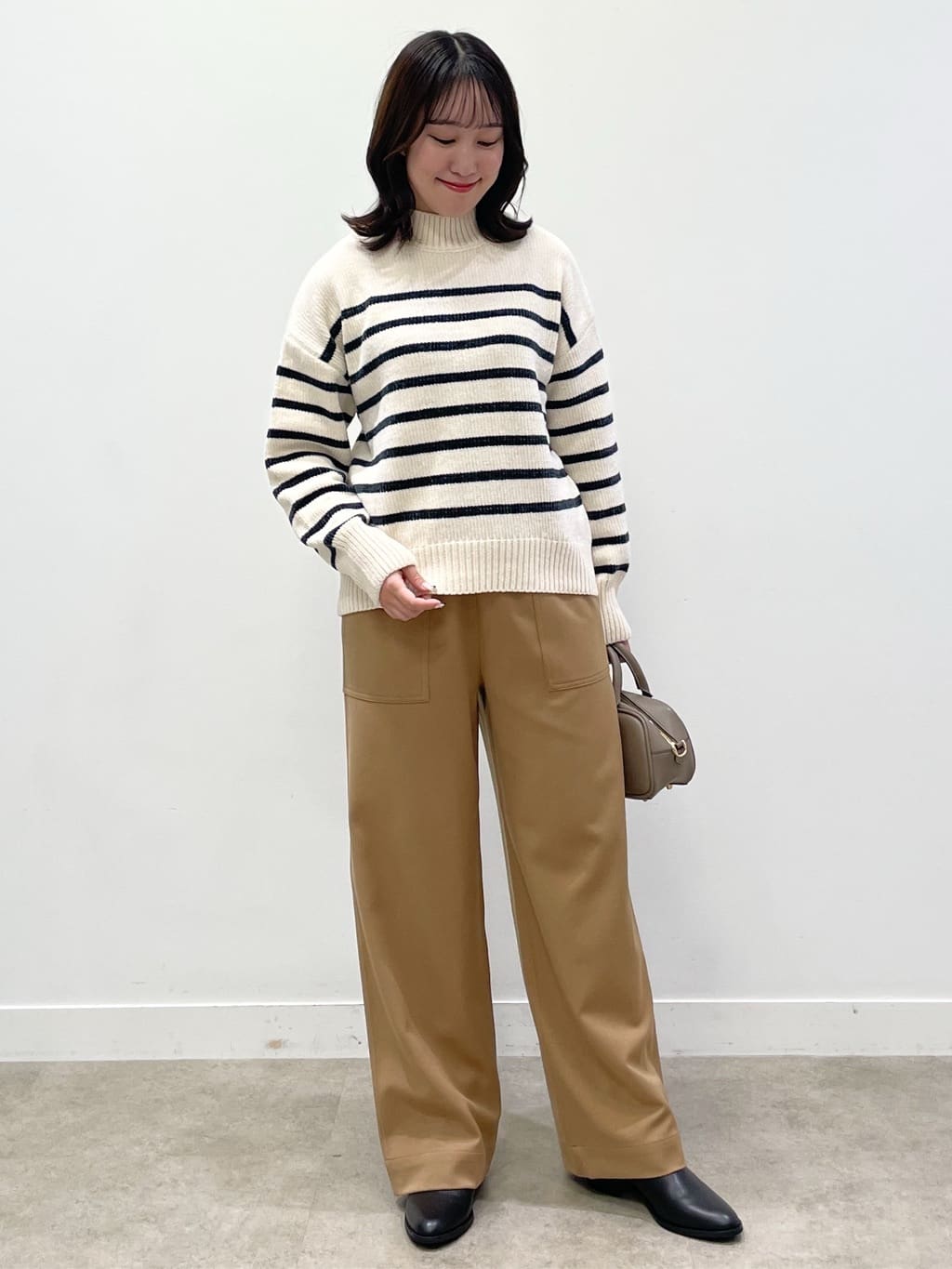 yukariさんの「Dessin｜【洗える】ハイネックベロアモールニット」を使ったコーディネート