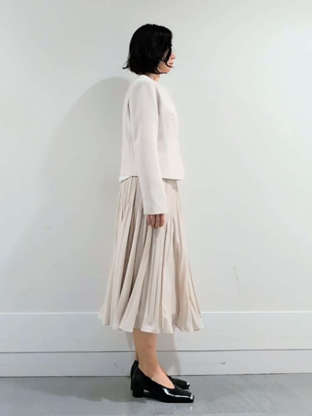 ミズタさんの「UNTITLED｜【透けにくい/ウエストイン見え】タックブラウス」を使ったコーディネート