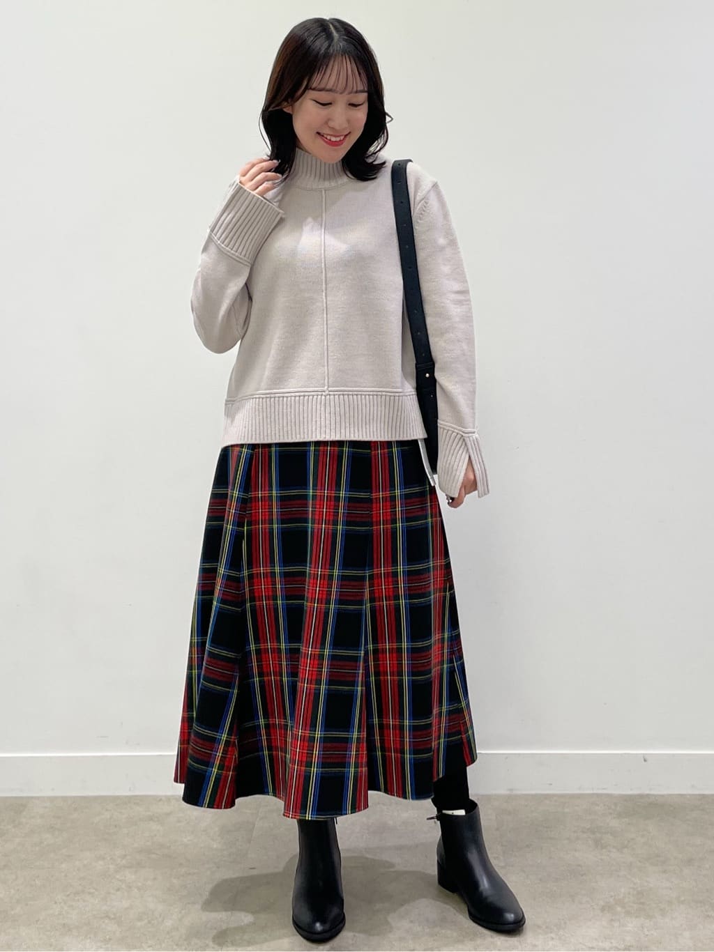 yukariさんの「Dessin｜【洗える】センタータックラインハイネックニット」を使ったコーディネート