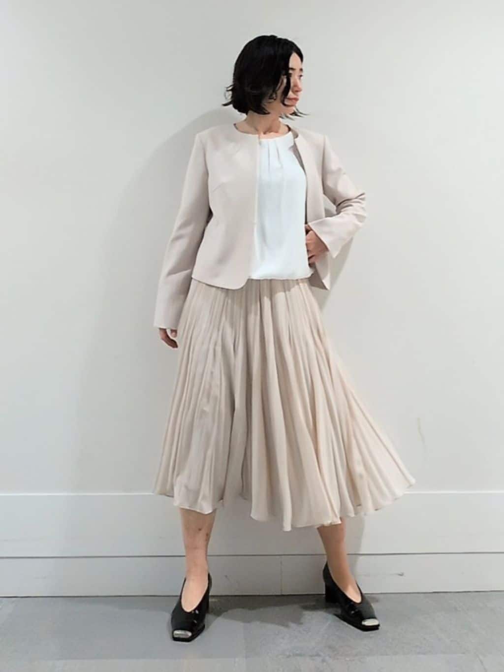 ミズタさんの「UNTITLED｜【透けにくい/ウエストイン見え】タックブラウス」を使ったコーディネート