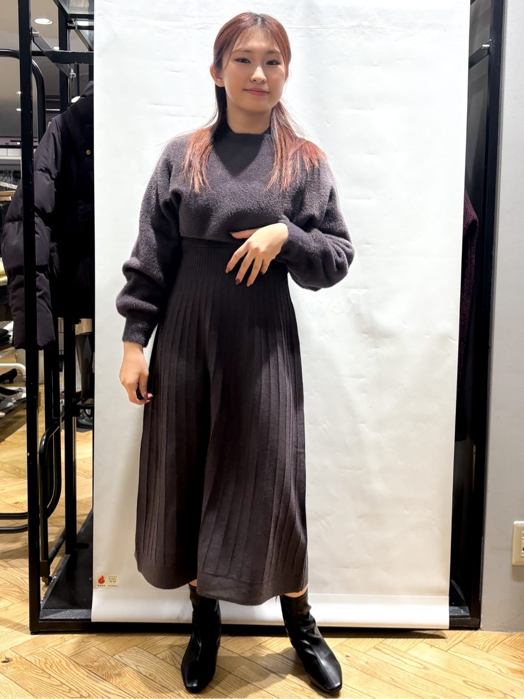 ふうかさんの「index｜ラメフェザープルオーバーセット ニットワンピース【洗濯機OK】《XS～LL》」を使ったコーディネート