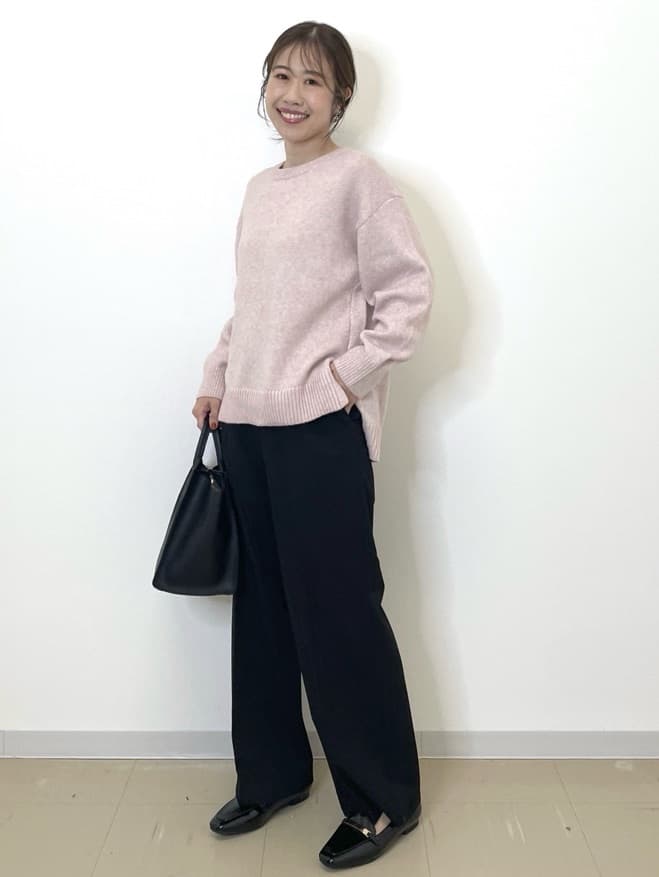 Akiさんの「OPAQUE.CLIP｜リラクシークルーネックニット【洗濯機OK】」を使ったコーディネート