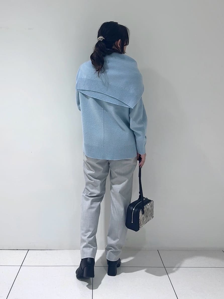 そんさんの「INDIVI｜【冬ニット人気NO．1！／カシミヤ混】ミドルゲージハイネックニット」を使ったコーディネート