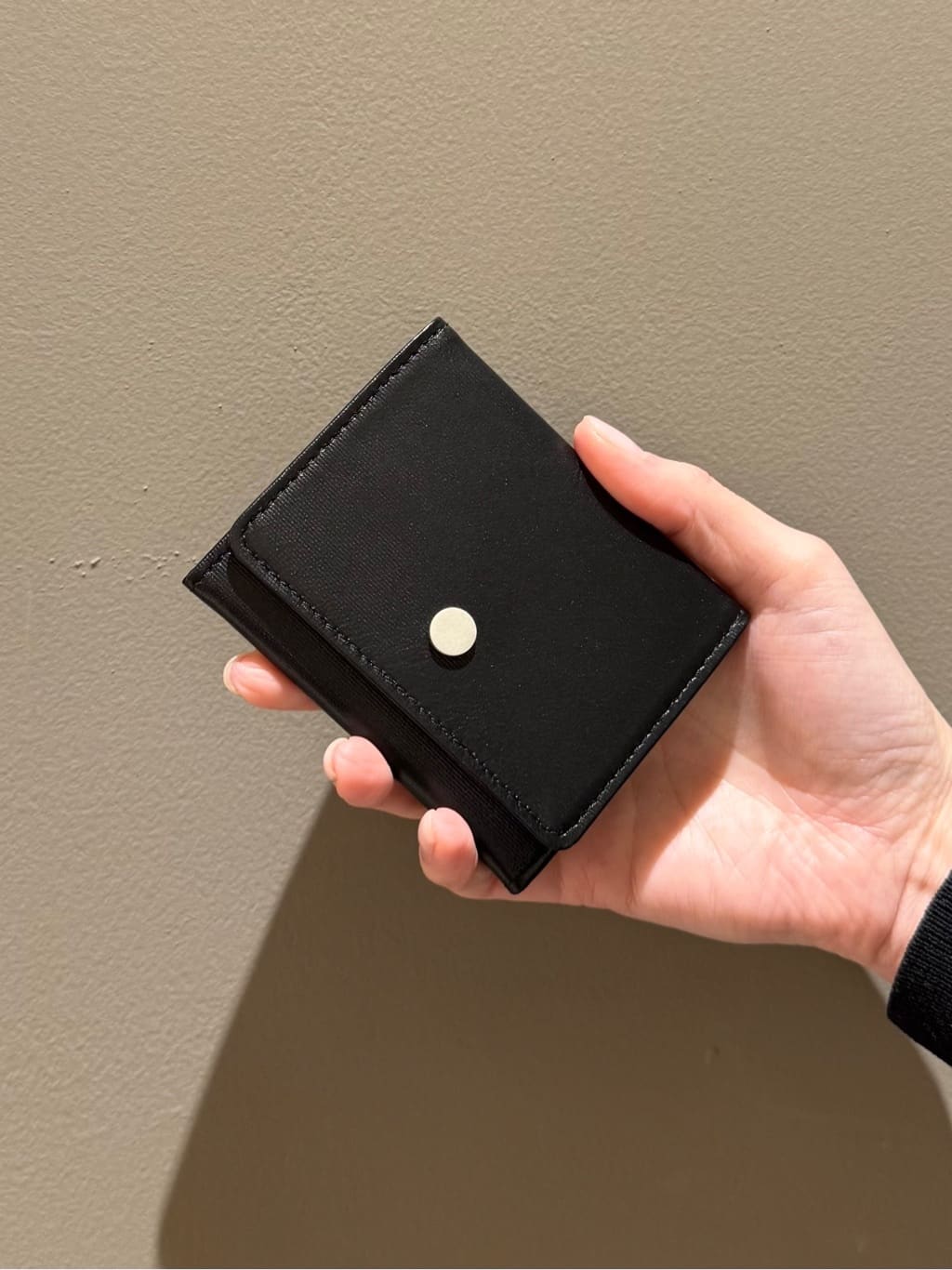 Kさんの「HIROKO HAYASHI｜RONDINE（ロンディネ）薄型長財布」を使ったコーディネート